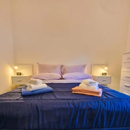 Ashur310 Aparthotel Mondello